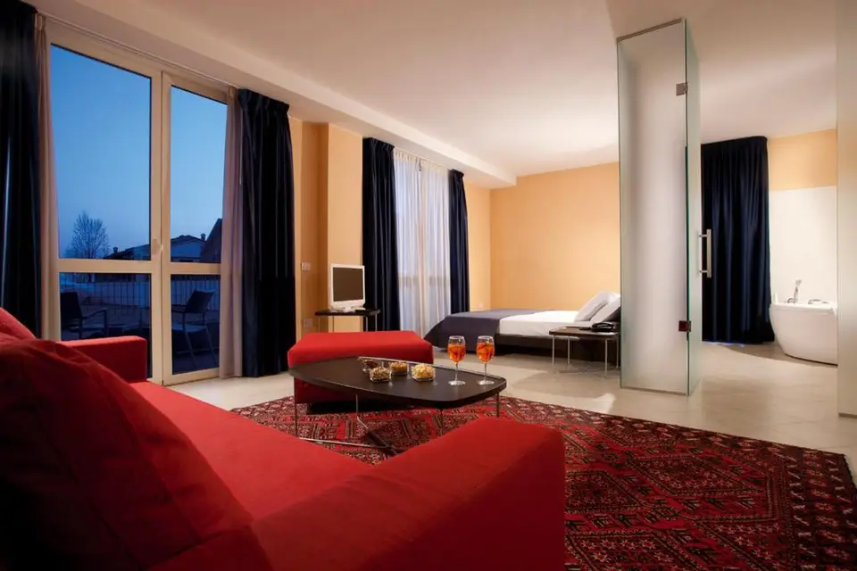 Hotel Rosso Frizzante